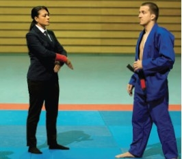 Geste : réajuster le judogi